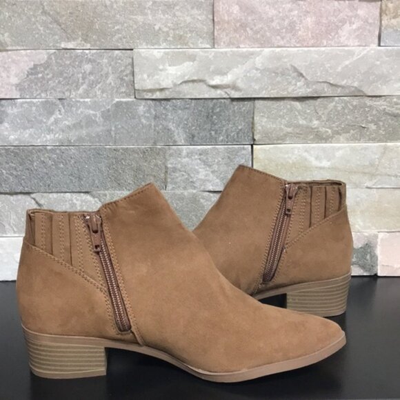 American Rag Tori Fabric Pointed Toe Ankle Boots - Picture 3 of 4